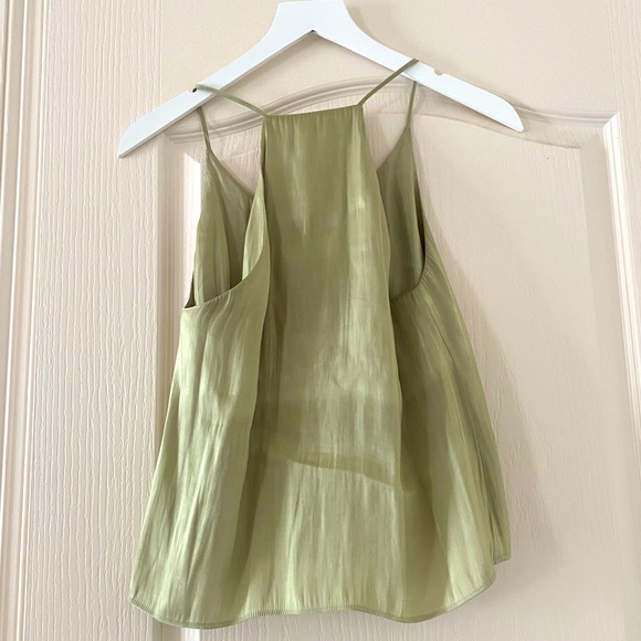 Green linen top - Picture 2 of 3